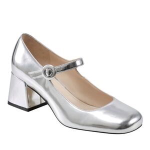 NWT Marc Fisher Nessily Silver Mary Jane Heels